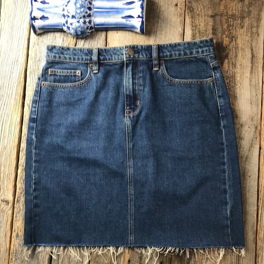 J. Crew Jean Skirt Size 8 - Picture 5 of 8